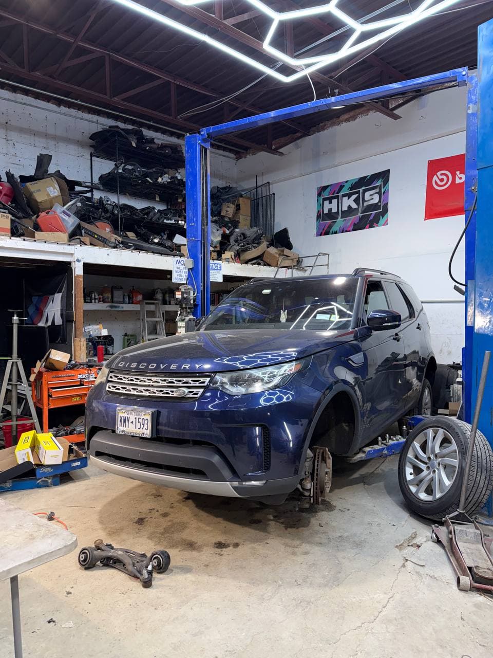 Land Rover Discovery suspension work